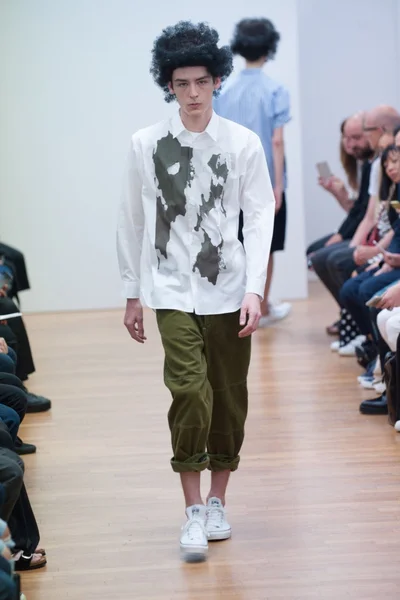 Look 37